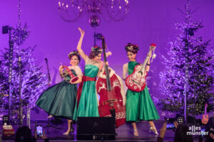 Mit vier Weihnachtskonzerten bringen die Zucchini Sistaz festliche Stimmung in die Friedenskapelle Münster. (Foto: Stephan Günther)