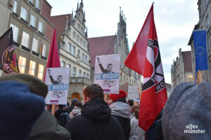 Im vergangenen Jahr demonstrierten rund 5.000 Menschen gegen den Neujahrsempfang der AfD(Foto: Tessa-Viola Kloep)
