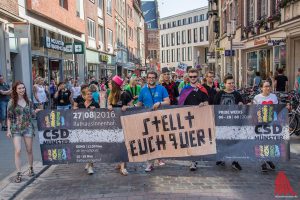 Sie marschierten voran beim Umzug zum Christopher Street Day in Münster. (Foto: th)