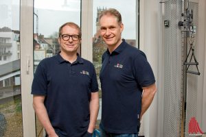 Dr. Gerrit Borgmann (li.) und Dr. Ralph Schomaker leiten das münstersche "Zentrum für Sportmedizin". (Foto: mb)