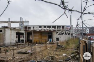 Auf dem Areal des geplanten Hafencenters soll nun der Hafenmarkt mit einer Markthalle entstehen. (Archivbild: Thomas Hölscher)