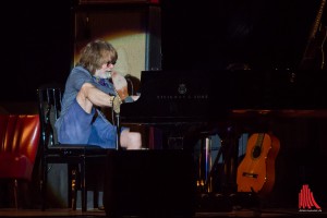 Helge Schneider in der Pose von Jerry Lee Lewis Bold. (Foto: th)