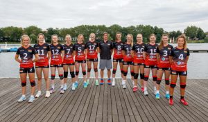 Die WWU-Volleyballerinnen mit Trainer Nils Kaufmann sind bei den EUC in Polen dabei. (Foto: Jörg Papke)