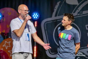 Torben Oberhellmann (Geschäftsführer Kinderschutzbund Münster) und André Gatzke ("Die Maus"). (Foto: Bastian E.)