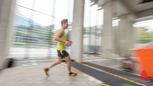 Beim 3. Skyrun warten auf die Starter 360 Stufen im Treppenhaus des LVM-Towers. (Foto: wf / Weber)