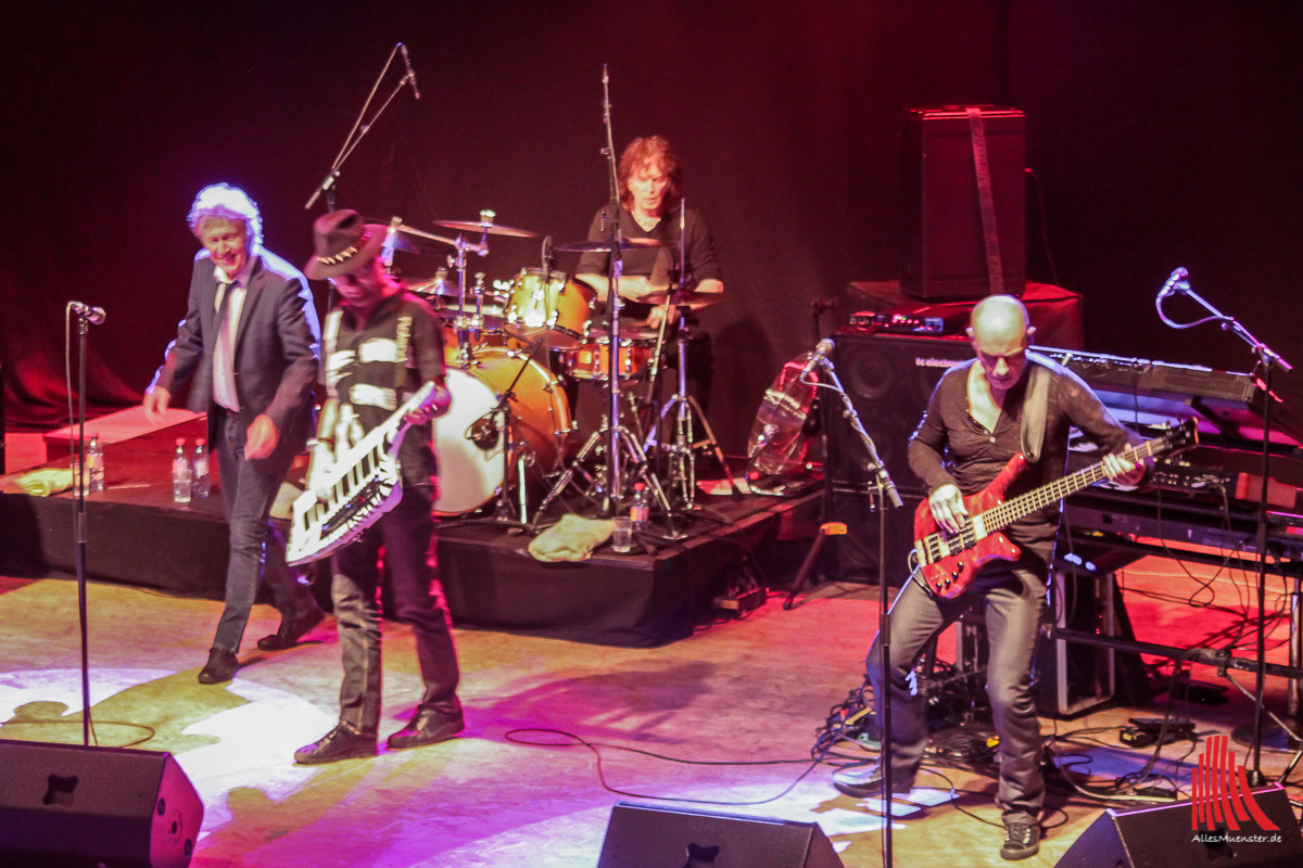 Noch immer Spaß beim Live-Spielen: Manfred Mann's Earth Band. (Foto: bk)