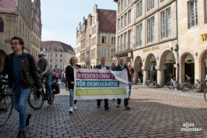 Der "March for Science" auf dem Prinzipalmarkt. (Foto: Bührke)