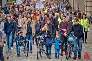 Rund 600 Personen folgten dem "March for Science" in Münster. (Foto: mb)