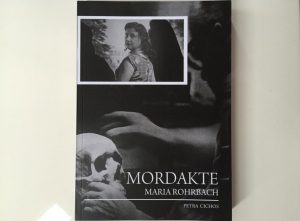 Das Buch "Mordakte Maria Rohrbach" beleuchtet den berühmten Prozess aus Münster anhand der zeitgenössischen Gerichtsakten. (Bild: Cichos)