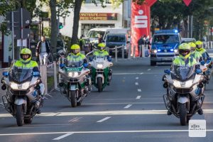 Viele Straßen werden durch die Polizei permanent oder kurzzeitig gesperrt. (Archivbild: Carsten Bender)