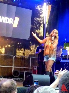 Beim Auftritt von Loona durfte ihr Hit "Bailando" nicht fehlen. (Foto: Marius Münster) 