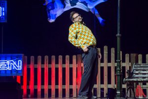 Comedian Paul Panzer weiß Bescheid: "Wir alle haben einen Dachschaden". (Foto: th)