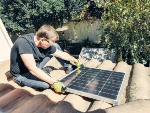 Stecker-PV-Anlagen sind auch in Münster auf dem Vormarsch. (Symbolbild: Kindel Media / Pexels)