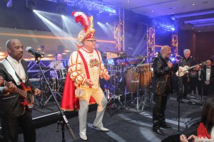 Die Band "Hot Chocolate" stand gemeinsam mit Prinz Bernard I. auf der Bühne beim Prinzenball. (Foto: je)