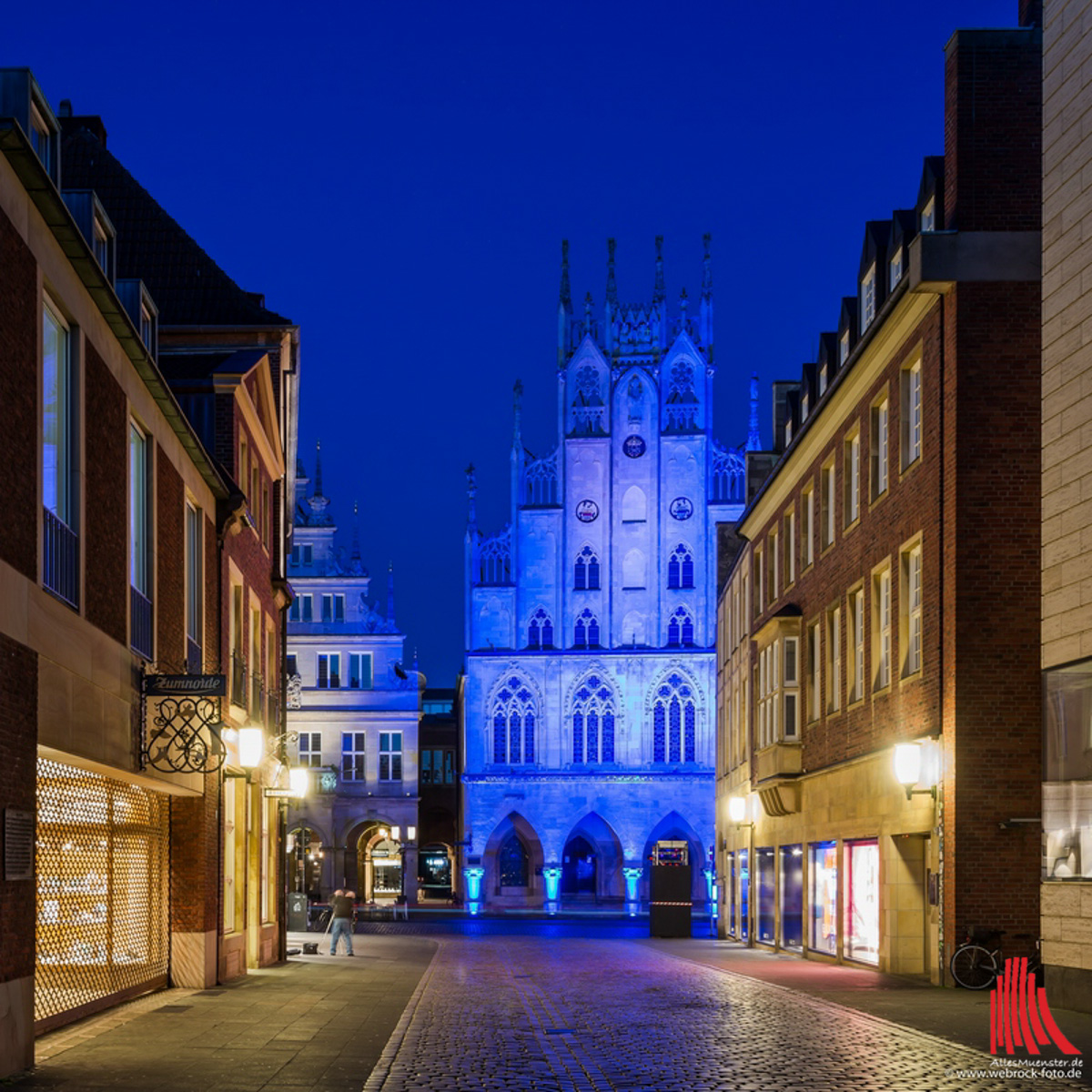 Münsters Rathaus ist ein lebendiger Ort der Geschichtsvermittlung und der Begegnung. Das beweist sich am Sonntagbei spannenden Führungen und Vorträgen. (Foto: wf / Weber)