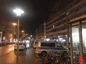 Bei der groß angelegten Razzia waren über 150 Polizisten im Einsatz. (Foto: Thalmann)