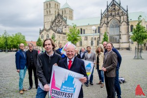 Direkt am Ort des Geschehens: Veranstalter und Organisatoren von "Münster mittendrin". (Foto: th)