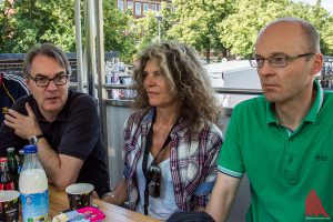 Zogen am Mittag erste Bilanz zum Stadtfest (v.l.): Fritz Schmücker (Münster Marketing), Ana Voogd (Münster Mittendrin GmbH) und Norbert Vechtel (Ordnungsamt). (Foto: th)