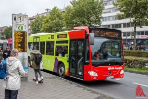 Von 16 bis 22 Uhr fahren die Busse der Linien 5 und N82 wegen des Spiels der Preußen gegen Hansa Rostock eine Umleitung. (Archivbild: Thomas Hölscher)