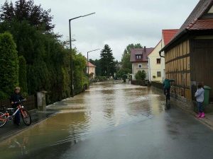 Wie man sein Eigen bei Überflutungen schützen kann, zeigt die neue Broschüre der Verbraucherzentrale. (Foto: CC0)