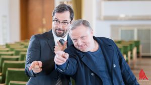 Geschafft! Jan Josef Liefers (li.) und Axel Prahl freuen sich über den neuen Zuschauerrekord des Münster Tatorts. (Foto: wf / Weber)