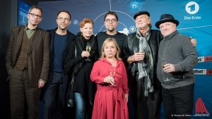 Sie alle kamen zur Tatort-Premiere nach Münster (v.l.): Drehbuchautor Thorsten Wettcke, WDR-Tatort-Koordinator Prof. Gebhard Henke und die Schauspieler Gertie Honeck, Jan Josef Liefers, ChrisTine Urspruch, Claus D. Clausnitzer und Axel Prahl. (Foto: wf / Weber)