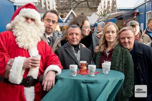 Bei den Dreharbeiten für den neuen Münster-Tatort auf dem Weihnachtsmarkt. (Foto: Michael Bührke)