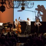 Robert Nippoldt mit dem „Trio Größenwahn“. (Foto: Claudia Feldmann)