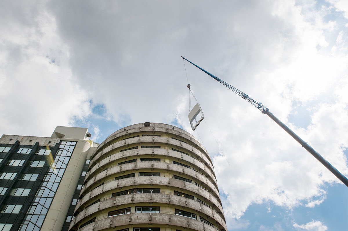 Sanierung der Bettentürme: Erste Musterfassade angebracht