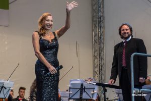 Ute Lemper präsentiert am 3. Oktober im Theater Münster ihr aktuelles Programm "Rendezvous mit Marlene" mit Liedern der Dietrich. (Foto: Thomas Hölscher)