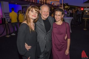 Gut gelaunt im Cineplex: Ina Paule Klink (li.), Leonard Lansink und Kristin Suckow. (Foto: th)